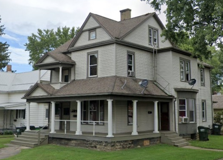 The Lachenmeyer House on Factory Street (Tuscarawas Avenue) in Dover, Ohio, 2019. (Source: google.com)